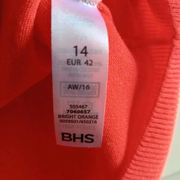 14🧡Vibrant orange knit top short sleeves - Picture 6 of 8